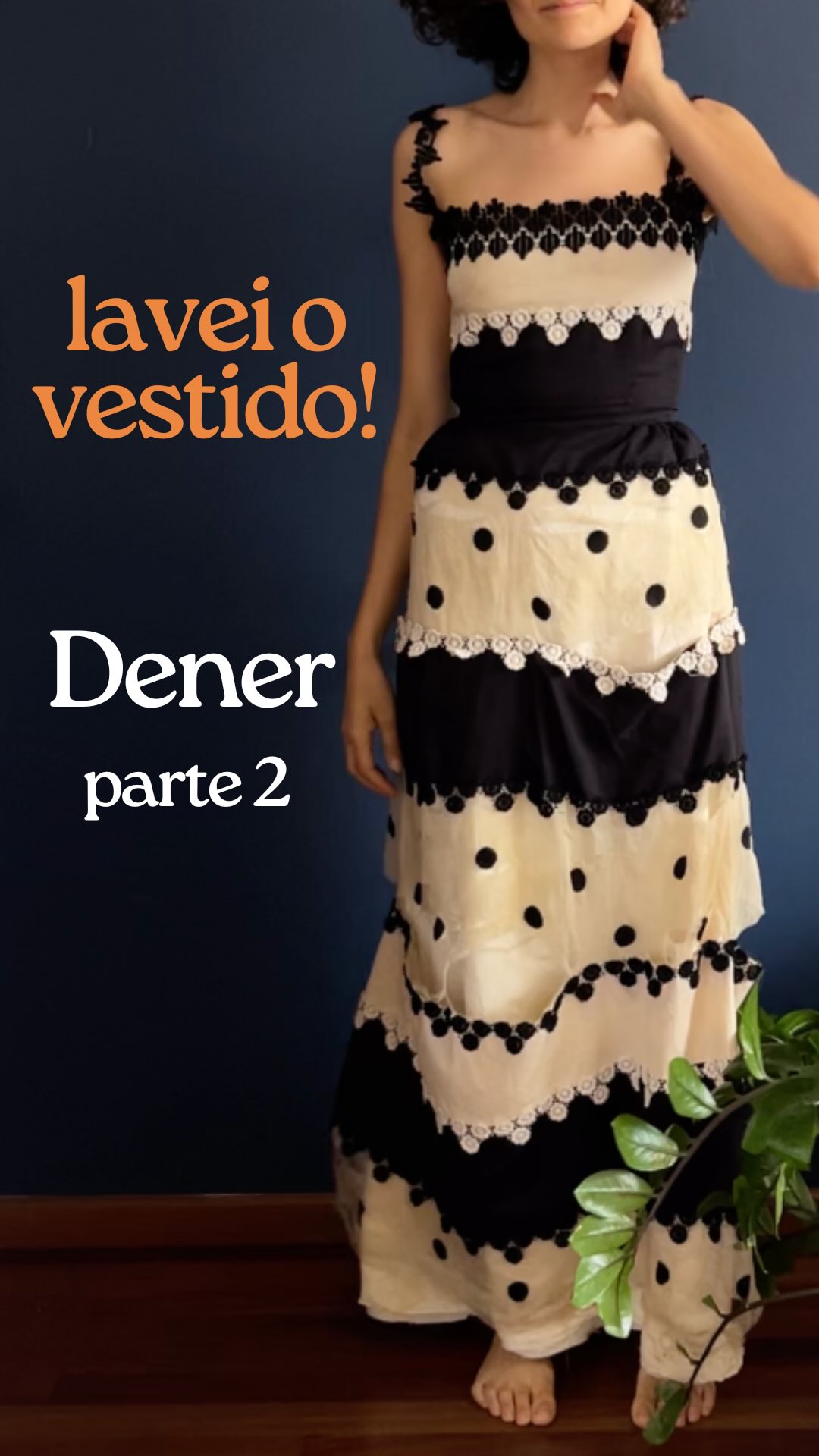 O vestido coube naquelas, né? Entrou, mas ficou apertadíssimo 🥵
Agora o foco é a conservação. Vou iniciar pela barra dos forros e depois, a seda que está desmanchando.

Ah, fiz um post no blog com os vídeos que assisti e leituras para quem se interessar.
Tudo aqui no link do meu perfil.
Boa semana,
Patricia C

#dener #vintagefashion #historiadamoda #fy